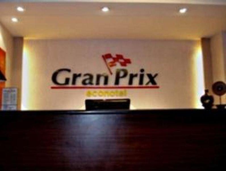 Gran Prix Hotel Pasay Манила Екстериор снимка